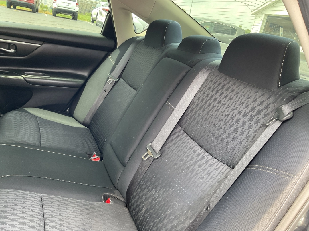 2017 Nissan Altima 2.5 SV (1N4AL3AP0HC) with an 2.5L L4 DOHC 16V engine, Continuously Variable Transmission transmission, located at 8750 N County Rd 25A, Piqua, OH, 45356, (937) 908-9800, 40.164391, -84.232513 - Unlock a seamless driving experience with the 2017 Nissan Altima 2.5 SV, a sedan designed not just for the daily commute but for life's countless adventures. Whether you're navigating the bustling streets of Fairborn, OH, or embarking on weekend getaways with the family, this Altima delivers a perfe - Photo#10