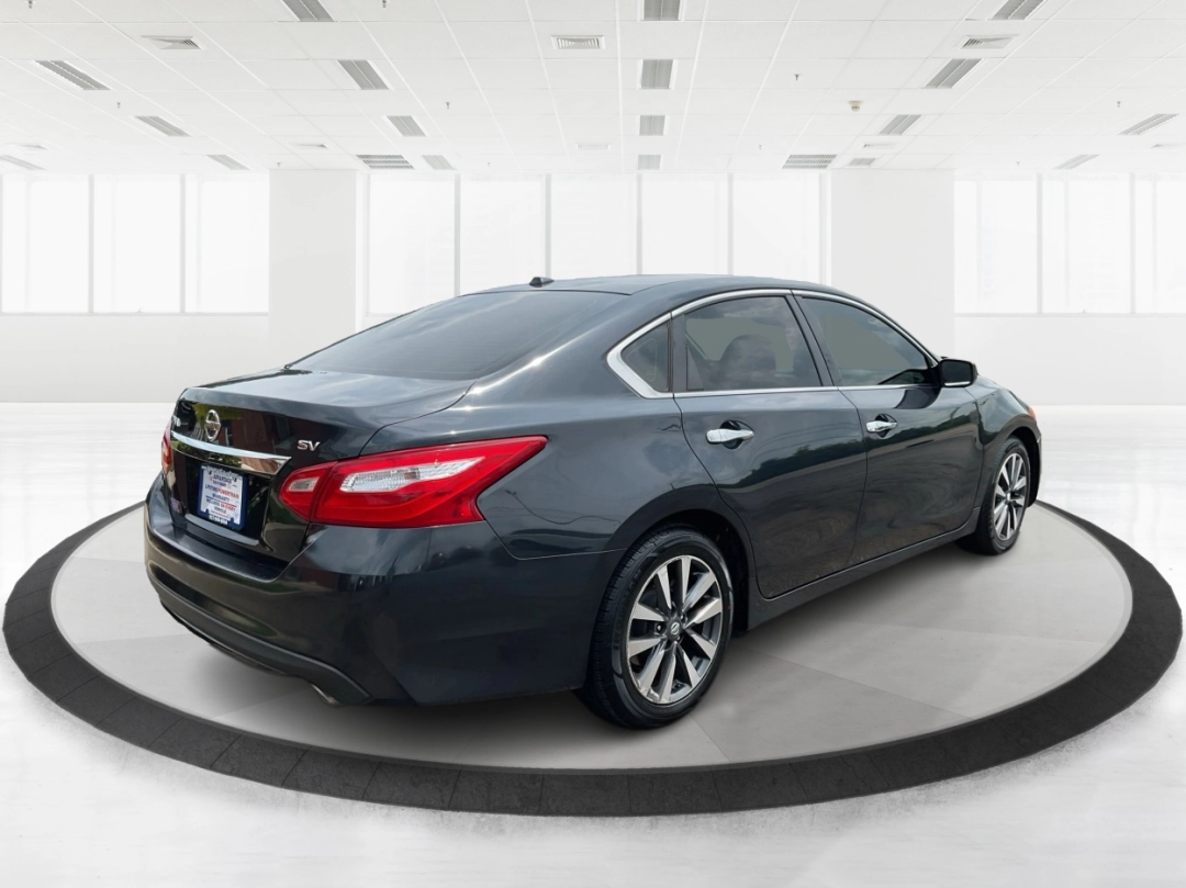 2017 Nissan Altima 2.5 SV (1N4AL3AP0HC) with an 2.5L L4 DOHC 16V engine, Continuously Variable Transmission transmission, located at 8750 N County Rd 25A, Piqua, OH, 45356, (937) 908-9800, 40.164391, -84.232513 - Unlock a seamless driving experience with the 2017 Nissan Altima 2.5 SV, a sedan designed not just for the daily commute but for life's countless adventures. Whether you're navigating the bustling streets of Fairborn, OH, or embarking on weekend getaways with the family, this Altima delivers a perfe - Photo#2