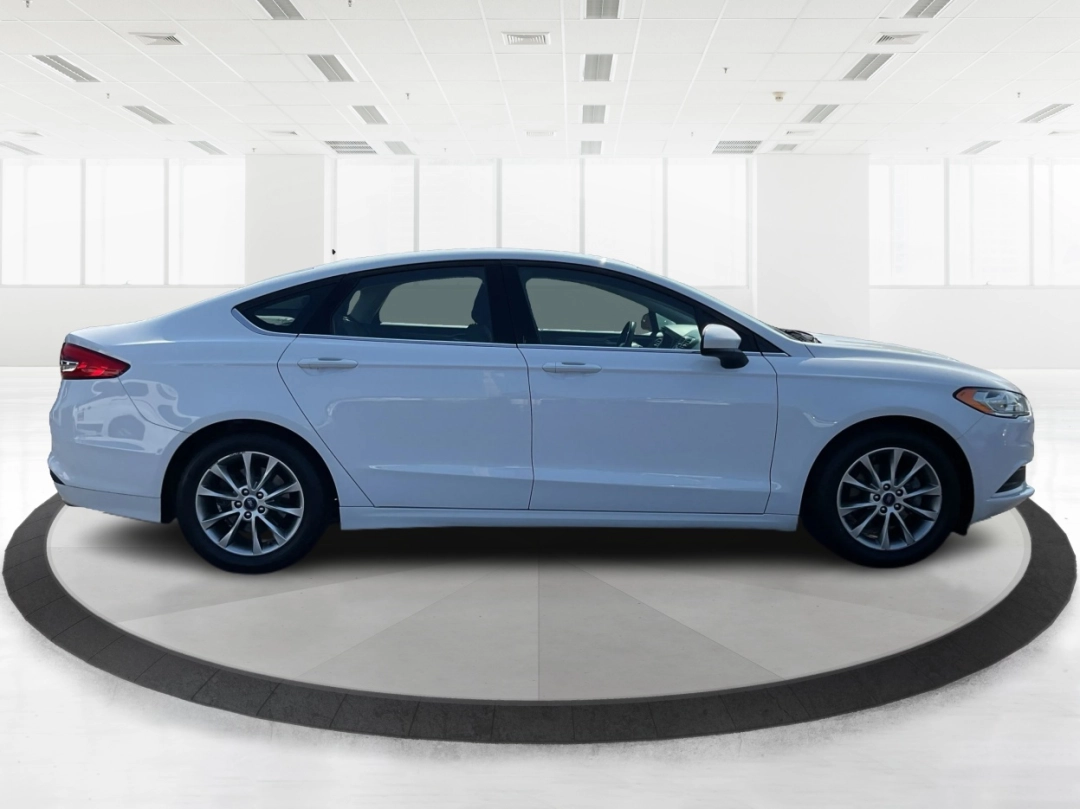 2017 Ford Fusion SE (3FA6P0H78HR) with an Other engine, located at 8750 N County Rd 25A, Piqua, OH, 45356, (937) 908-9800, 40.164391, -84.232513 - **Elevate Your Daily Drive with the 2017 Ford Fusion SE at Advantage Car and Credit Piqua, OH!**<br /> <br /> Are you ready to transform your daily commute into a luxurious journey? The 2017 Ford Fusion SE is the perfect sedan for anyone seeking comfort, style, and reliability. Whether you're a bus - Photo#1
