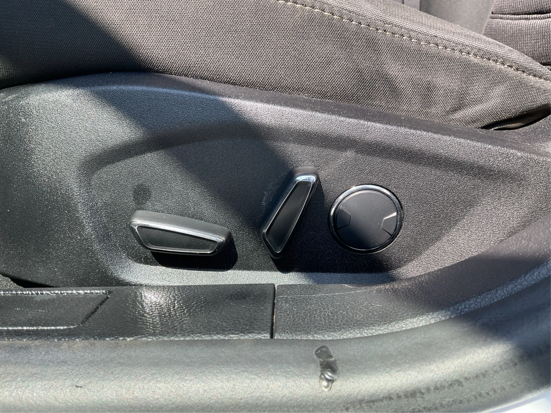 2017 Ford Fusion SE (3FA6P0H78HR) with an Other engine, located at 8750 N County Rd 25A, Piqua, OH, 45356, (937) 908-9800, 40.164391, -84.232513 - **Elevate Your Daily Drive with the 2017 Ford Fusion SE at Advantage Car and Credit Piqua, OH!**<br /> <br /> Are you ready to transform your daily commute into a luxurious journey? The 2017 Ford Fusion SE is the perfect sedan for anyone seeking comfort, style, and reliability. Whether you're a bus - Photo#18